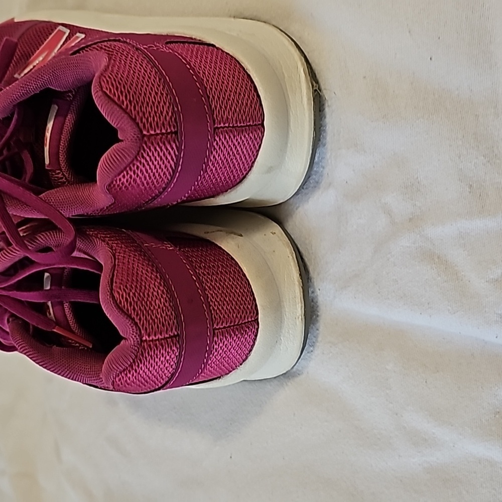 New Balance 52 Sneakers - Picture 3 of 8